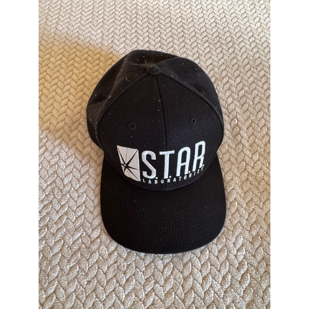 DC Comics The Flash STAR Laboratories Snapback Hat Black S.T.A.R. Labs Cap